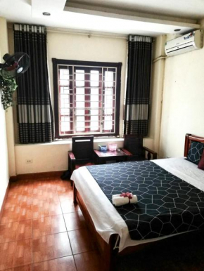 Bảo Lâm - Ngõ 192 Lê Trọng Tấn - by Bay Hostel